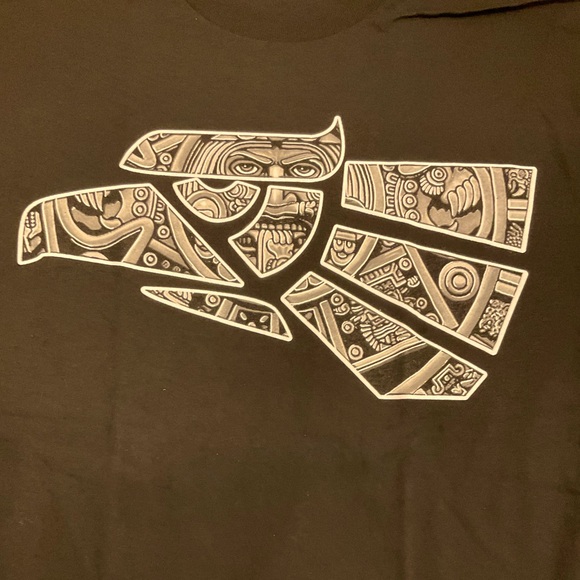 Aztec Calendar Graphic T-Shirt - Picture 4 of 5